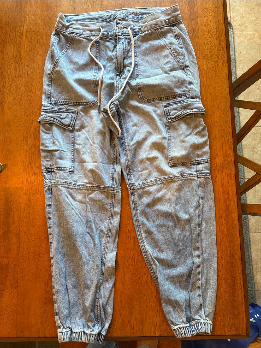 American Eagle Outfitters Light Blue Cargo Jogger Jeans